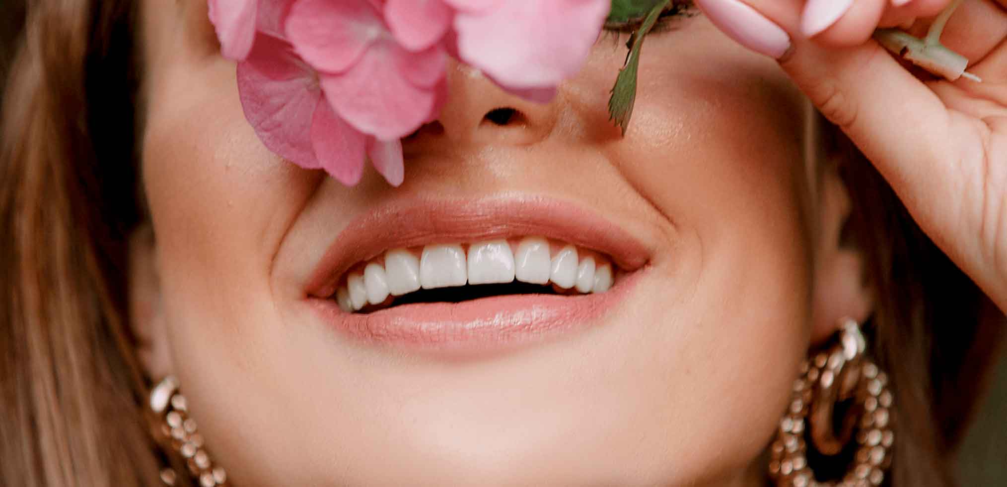 Люмініри на зуби